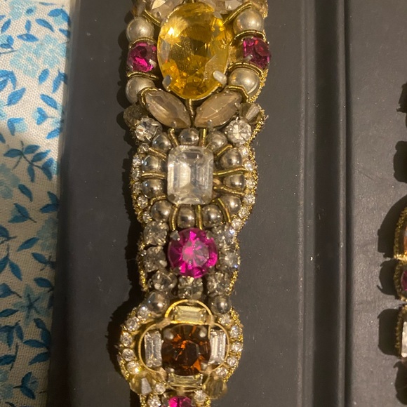 Costume Jewelry - Picture 8 of 8